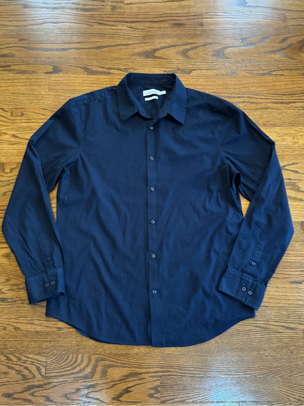 Calvin Klein Men's Slim Fit Navy Solid Long Sleeve Stretch Button-Up Shirt L/G
